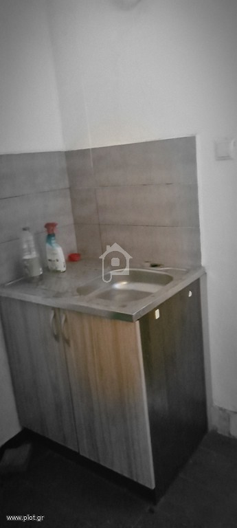 Κατάστημα 60 τ.μ. πρός ενοικίαση, Αθήνα - Δυτικά Προάστια, Αγία Βαρβάρα