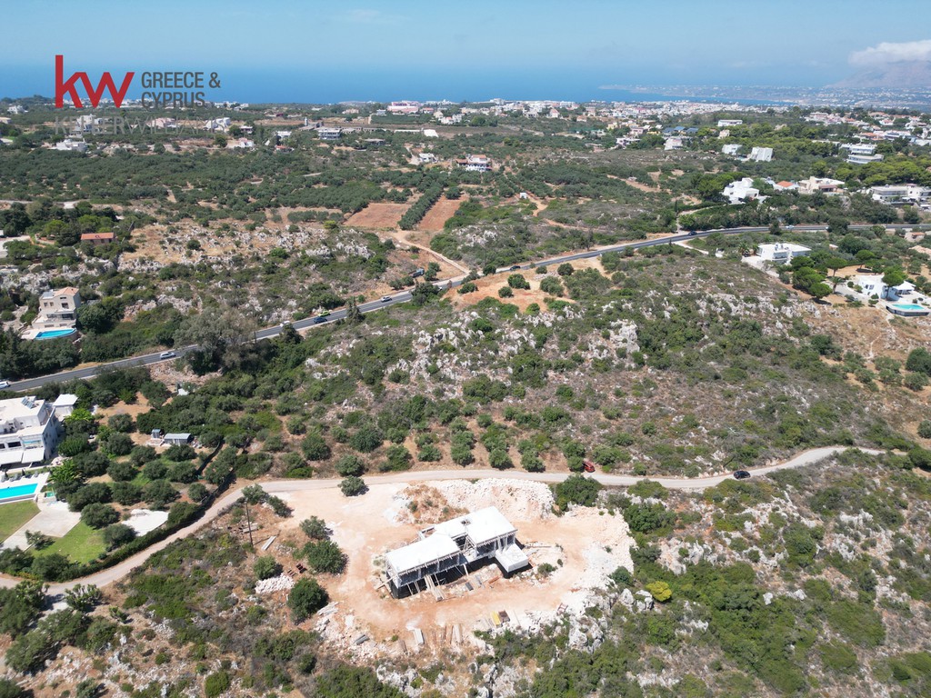 Οικόπεδο 6.068,30 τ.μ. προς πώληση, Κορακιές