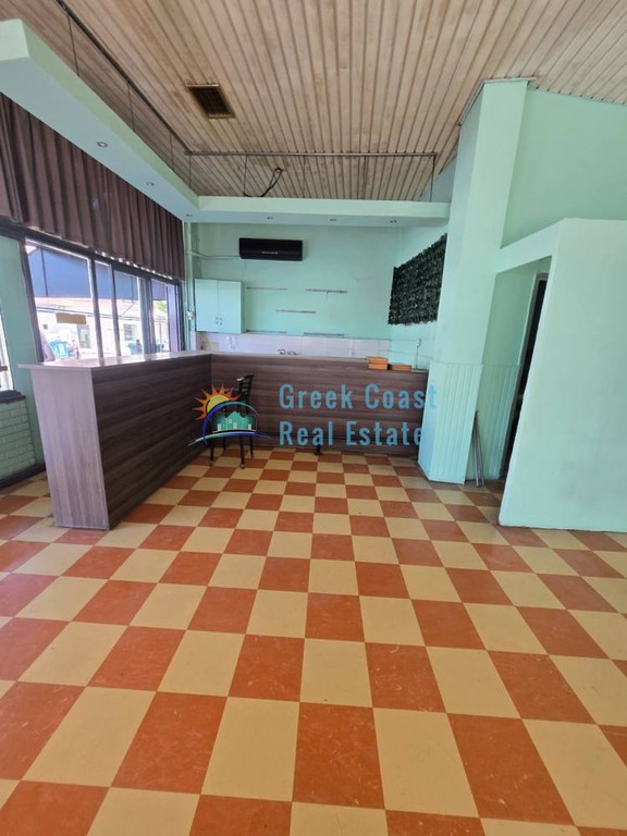 Κατάστημα 79 τ.μ. προς ενοικίαση, Ζαρουχλέικα
