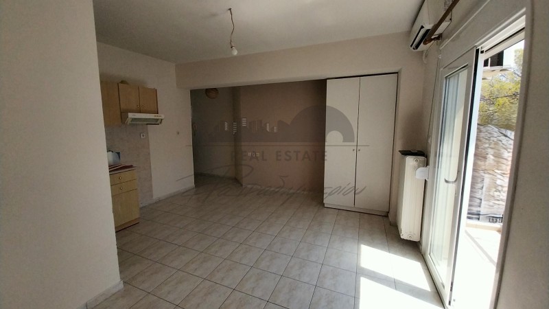 Studio / γκαρσονιέρα 30 τ.μ. προς ενοικίαση, Επτά Πλατάνια