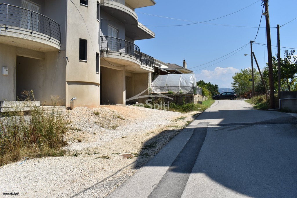Οικόπεδο 673 τ.μ. πρός πώληση, Ν. Ιωαννίνων, Ανατολή