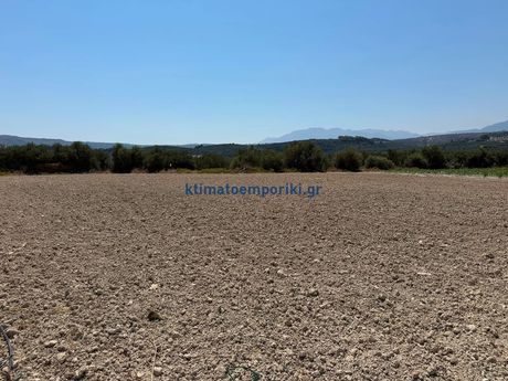 Οικόπεδο 2.732 τ.μ. προς πώληση