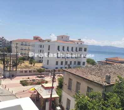 Επαγγελματικό 411 τ.μ. προς πώληση