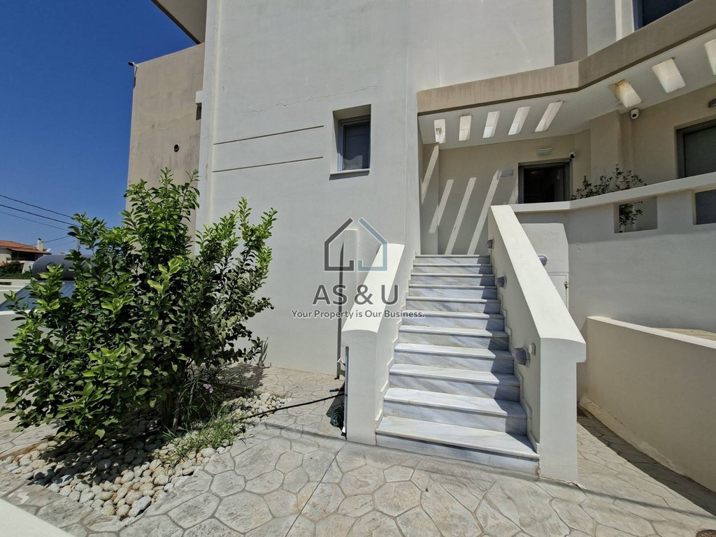 Μεζονέτα 175 τ.μ. πρός πώληση, Αττική - Υπόλοιπο, Μαρκόπουλο