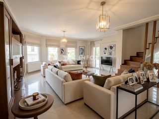 Maisonette 271 sqm for sale