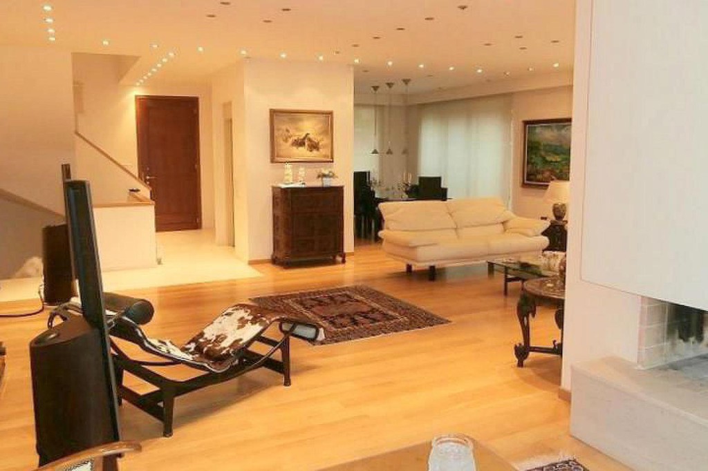 Μεζονέτα 480 τ.μ. πρός ενοικίαση, Αθήνα - Βόρεια Προάστια, Διόνυσος