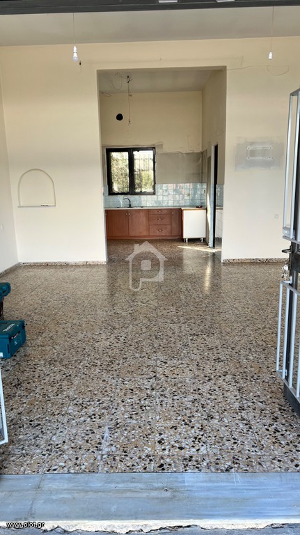 Κατάστημα 55 τ.μ. προς ενοικίαση, Βουπρασία