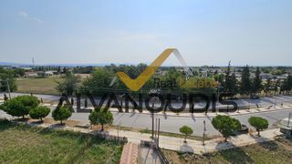 Κτίριο 1.305 τ.μ. για πώληση