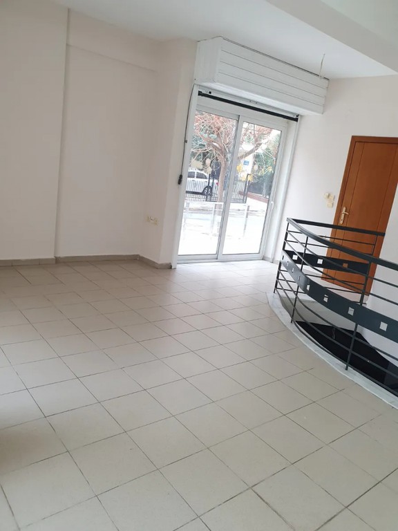 Κατάστημα 101 τ.μ. πρός πώληση, Θεσσαλονίκη - Περιφ/Κοί Δήμοι, Σταυρούπολη