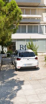 Store 281 sqm for rent