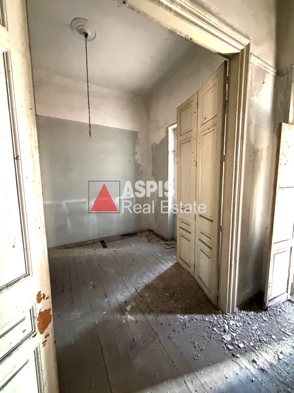 Επιχειρηματικό κτίριο 220 τ.μ. προς πώληση, Ψυρρή