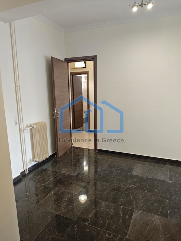 Γραφείο 25 τ.μ. πρός ενοικίαση, Αθήνα - Νότια Προάστια, Γλυφάδα