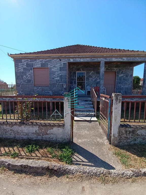 Μονοκατοικία 130 τ.μ. πρός πώληση, Ν. Καρδίτσας, Σελλάνα