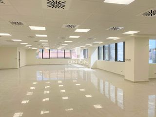 Επιχειρηματικό κτίριο 4.900 τ.μ. για ενοικίαση