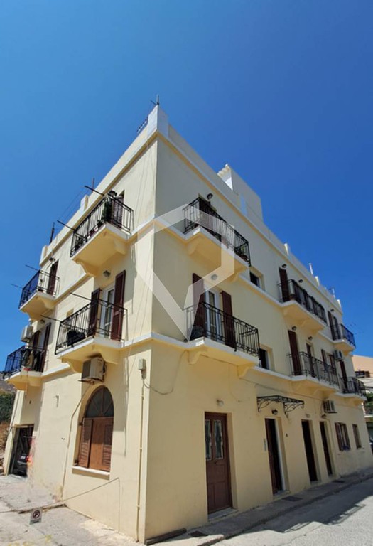 Συγκρότημα διαμερισμάτων 405 τ.μ. πρός πώληση, Κυκλάδες, Σύρος