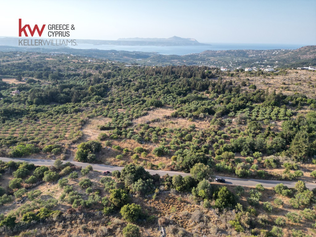 Αγροτεμάχια 6.576,76 τ.μ. προς πώληση, Ξηροστέρνι