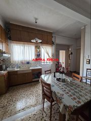 Διαμέρισμα 100 τ.μ. για πώληση, Πειραιάς, Αγία Σοφία-thumb-1