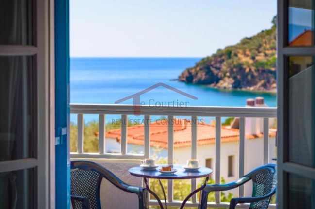 Ξενοδοχείο 3.500 τ.μ. για πώληση, Ν. Σάμου, Σάμος