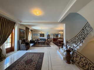Villa 400 sqm for sale