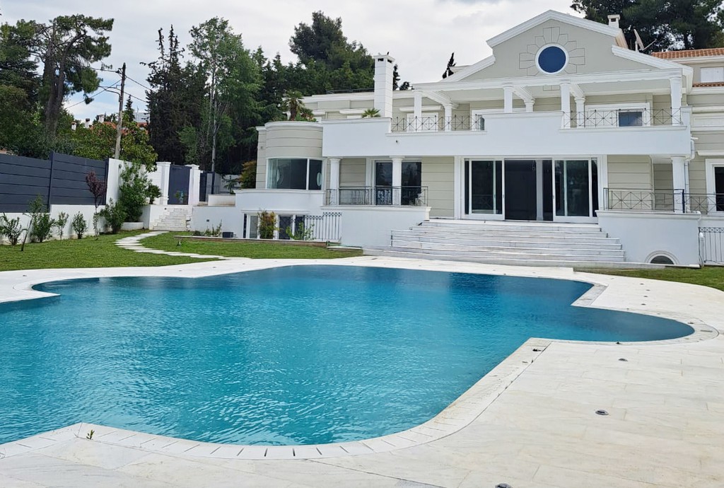 Βίλλα 1.600 τ.μ. πρός ενοικίαση, Αθήνα - Βόρεια Προάστια, Εκάλη