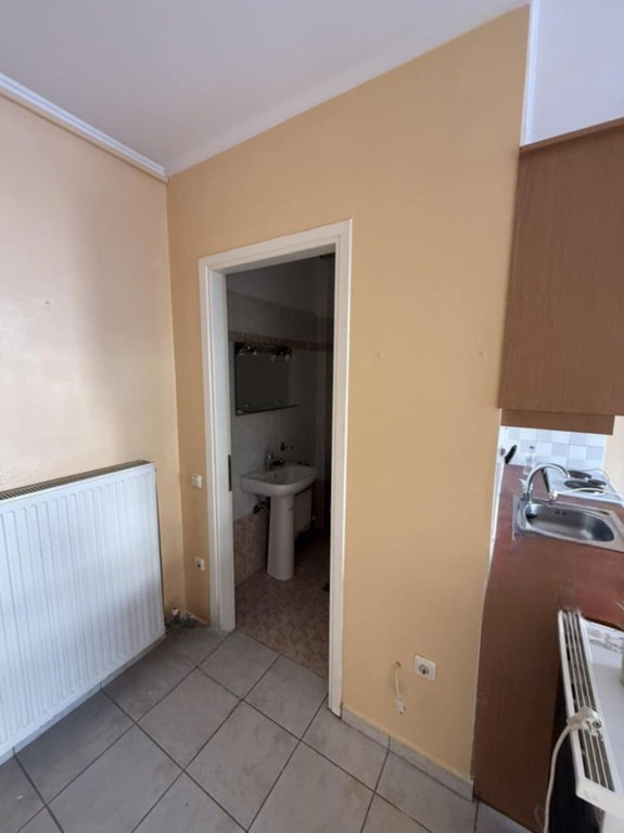 Studio / γκαρσονιέρα 30 τ.μ. προς ενοικίαση, Ζαρουχλέικα