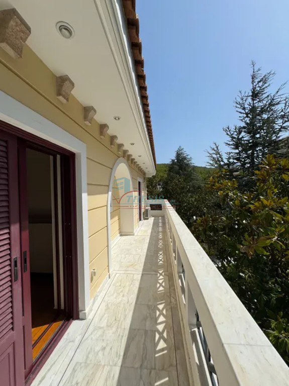 Βίλλα 335 τ.μ. πρός ενοικίαση, Αθήνα - Βόρεια Προάστια, Νέα Ερυθραία