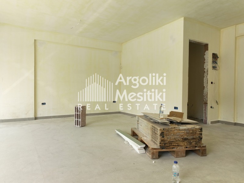 Κατάστημα 42 τ.μ. προς πώληση, Κέντρο Ναυπλίου