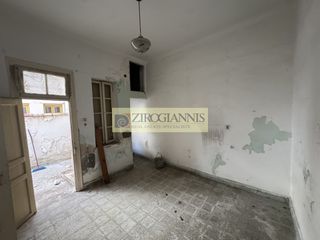 Διαμέρισμα 290 τ.μ. για πώληση, Πειραιάς, Αγία Σοφία-thumb-4