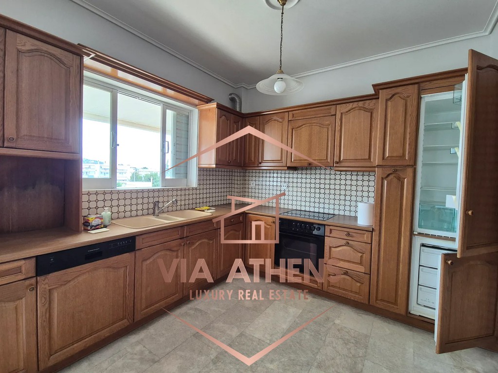 Διαμέρισμα 144 τ.μ. πρός ενοικίαση, Αθήνα - Νότια Προάστια, Γλυφάδα