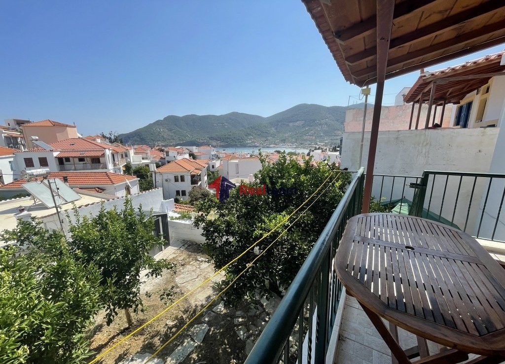 Μεζονέτα 80 τ.μ. πρός ενοικίαση, Σποράδες, Σκόπελος