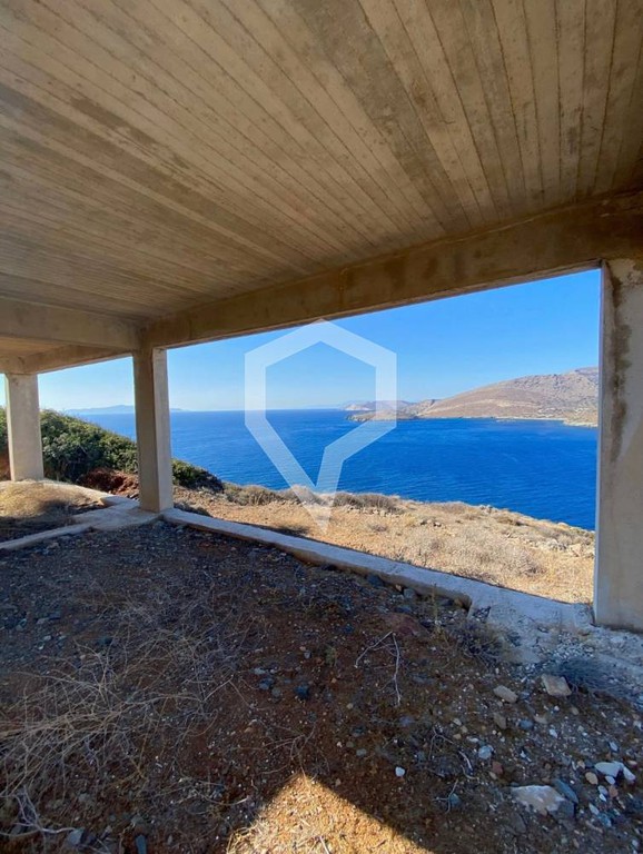 Οικόπεδο 4.600 τ.μ. προς πώληση, Ερμούπολη