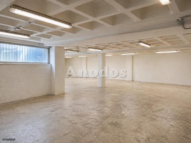 Κατάστημα 450 τ.μ. πρός ενοικίαση, Αθήνα - Βόρεια Προάστια, Ηράκλειο