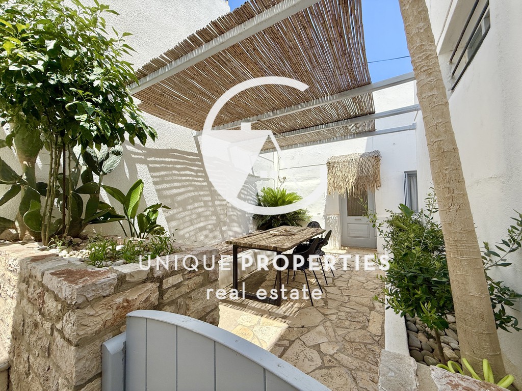Συγκρότημα διαμερισμάτων 143 τ.μ. πρός πώληση, Λακωνία, Κύθηρα