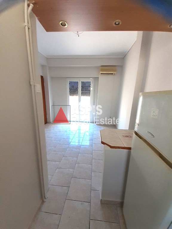 Studio / γκαρσονιέρα 21 τ.μ. προς ενοικίαση, Πλατεία Κολιάτσου