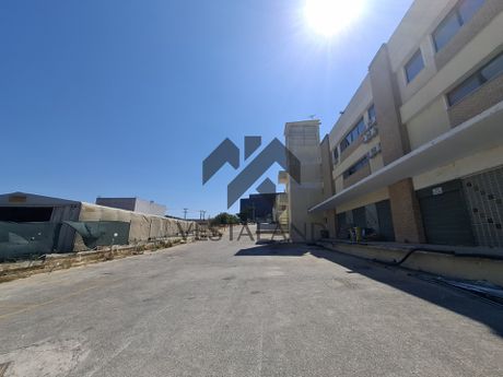 Βιομηχανικός χώρος 840 τ.μ. πρός ενοικίαση