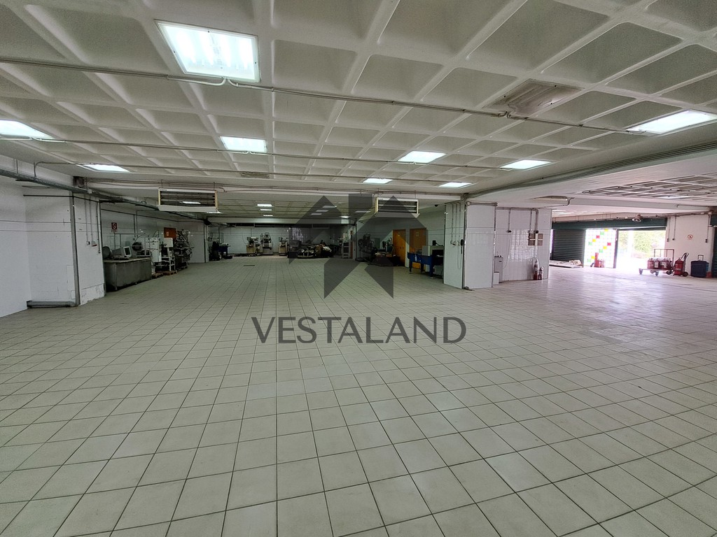 Βιομηχανικός χώρος 1.530 τ.μ. πρός ενοικίαση, Αθήνα - Ανατολικά Προάστια, Κορωπί