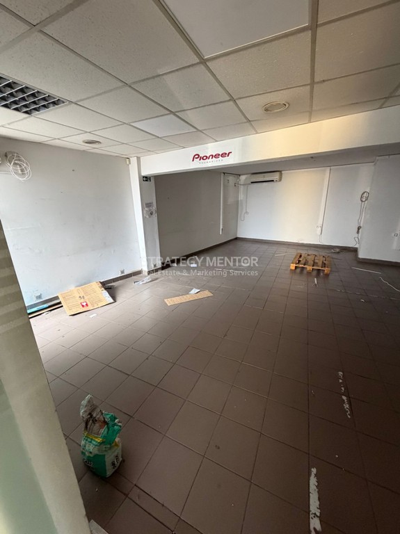 Επιχειρηματικό κτίριο 570 τ.μ. πρός πώληση, Αθήνα - Νότια Προάστια, Δάφνη