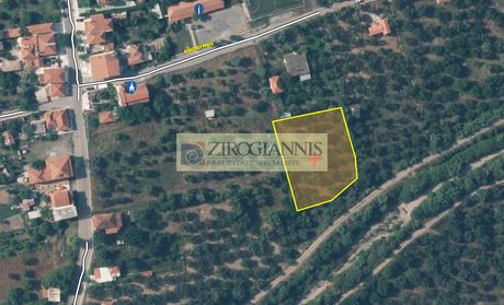 Αγροτεμάχια 2.200 τ.μ. προς πώληση