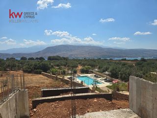 Οικόπεδο 735 τ.μ. προς πώληση