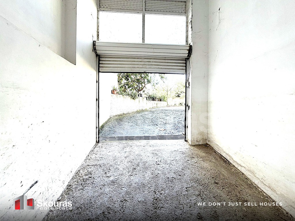 Parking 17 τ.μ. πρός ενοικίαση, Μεσσηνία, Καλαμάτα