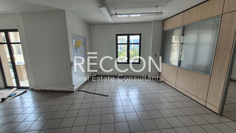 Office 280 sqm for rent, Athens - North, Melissia