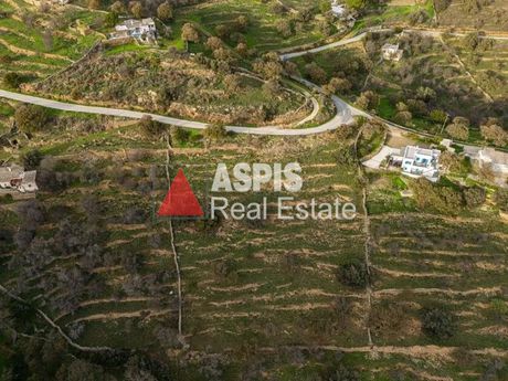 Αγροτεμάχια 5.712 τ.μ. προς πώληση