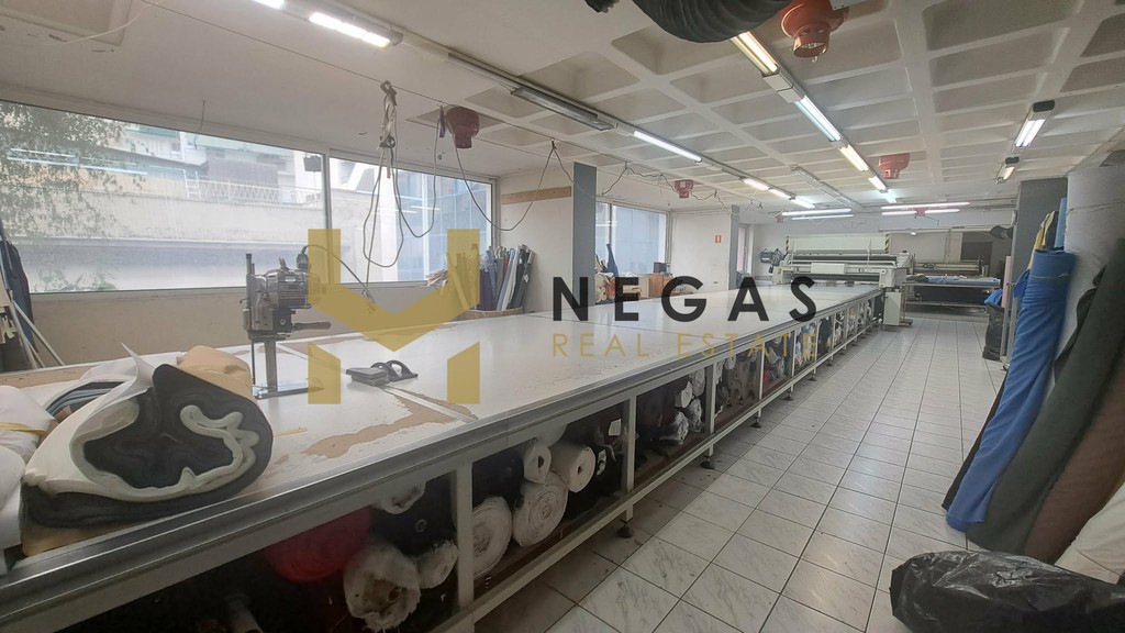 Επιχειρηματικό κτίριο 2.810 τ.μ. πρός πώληση, Αθήνα - Κέντρο, Αττική