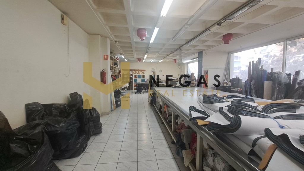 Επιχειρηματικό κτίριο 2.810 τ.μ. πρός πώληση, Αθήνα - Κέντρο, Αττική