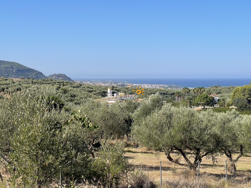 Οικόπεδο 3.300 τ.μ. πρός πώληση, Μεσσηνία, Κυπαρισσία
