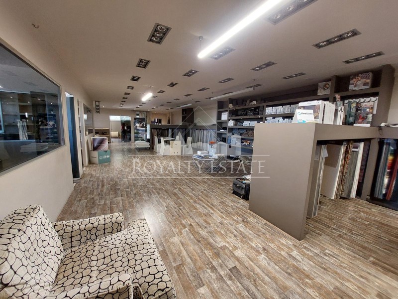 Επιχειρηματικό κτίριο 802 τ.μ. πρός ενοικίαση, Αθήνα - Βόρεια Προάστια, Λυκόβρυση