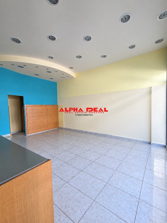 Κατάστημα 120 τ.μ. προς πώληση, Αμφιάλη
