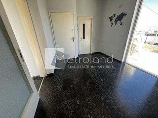 Διαμέρισμα 47 τ.μ. για πώληση, Πειραιάς, Χατζηκυριάκειο-thumb-2