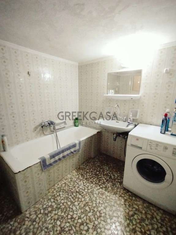 Κτίριο 390 τ.μ. προς πώληση, Κοντόπευκο