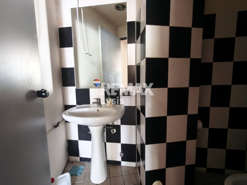 Κατάστημα 100 τ.μ. προς ενοικίαση, Αγία Βαρβάρα Δάφνης